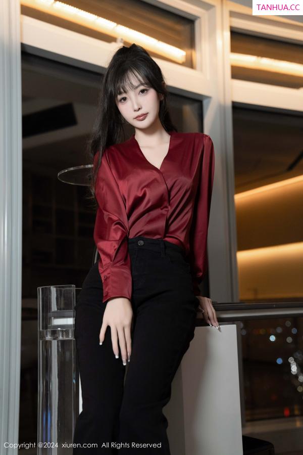 林星阑  [XiuRen]高清写真图 2024.10.16 No.9299 林星阑 黑丝美腿第9张图片